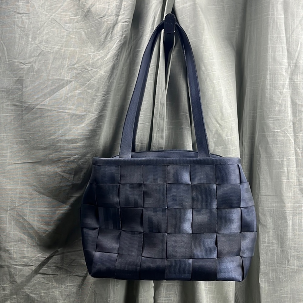 Vintage Harveys The Original Seatbelt Bag in Navy Blue | Zip Closure | USA